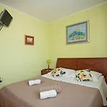 Pia * Rovinj